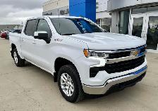 2024 Chevrolet Silverado 1500 LT 4WD/ ACCIDENT-FREE/ LOW KMS/ 1 - Photo 4