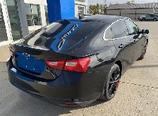 2018 Chevrolet Malibu LT/ ACCIDENT-FREE/ LOCAL TRADE/ BLUETOOTH/ - Photo 2