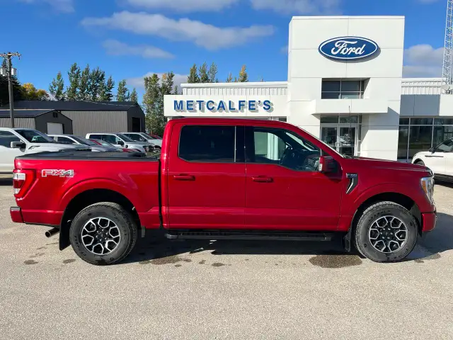 2022 Ford F-150 Lariat 4WD SuperCrew 5.5' Box