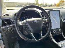 2023 Ford Edge SEL AWD/ LOW KMS/ ACCIDENT-FREE/ HEATED SEATS/ RE - Photo 8