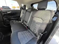 2023 Ford Edge SEL AWD/ LOW KMS/ ACCIDENT-FREE/ HEATED SEATS/ RE - Photo 23