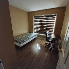 STARTING OCTOBER 1ST – 2 ROOMS FOR RENT NEAR YORK UNIVERSITY