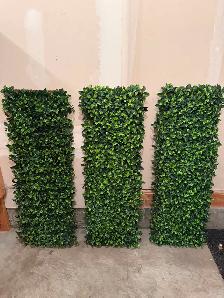Set of 3 Expandable Green Faux Foliage Trellis/Privacy Screen