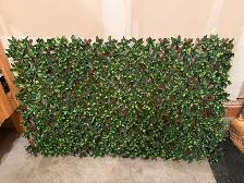 Set of 3 Expandable Green Faux Foliage Trellis/Privacy Screen - Photo 2