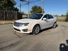 2011 Ford Fusion - Photo 2