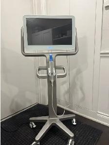iTero Element 5D Dental Scanner on Cart, 2024, Hamilton - Photo 2