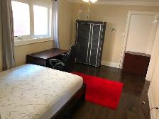 Bedrooms near UTM for rent - Photo 4