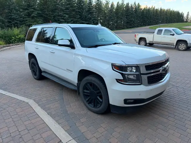 2016 chev. Tahoe