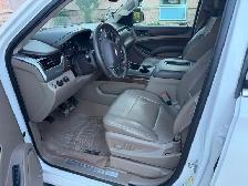 2016 chev. Tahoe - Photo 4