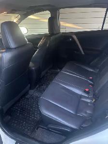 Toyota RAV4 Limited - Photo 7