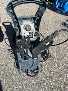 Pressure Washer - Photo 2