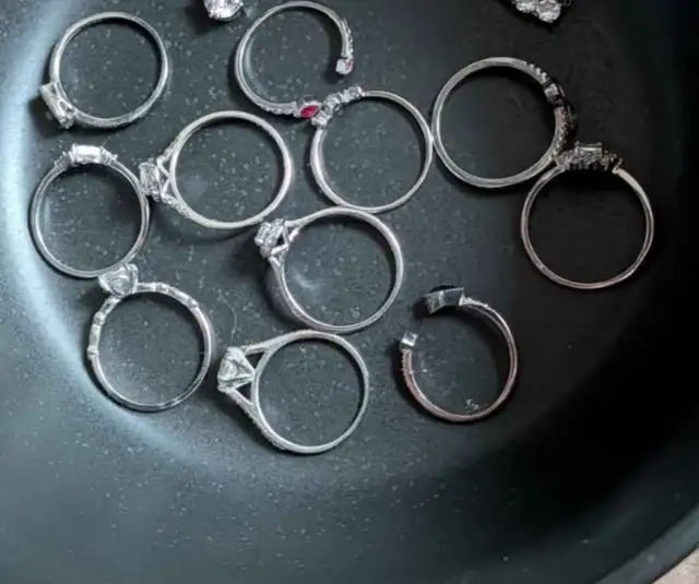 Charmed Aroma Rings