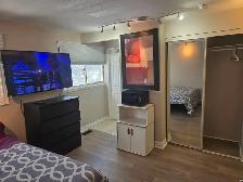 FREE RENT!! FULLY FURNISHED, 55' SMART TV, ENSUITE BATHROOM C/W - Photo 2