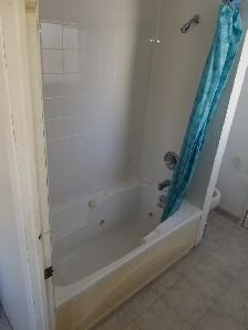 FREE RENT!! FULLY FURNISHED, 55' SMART TV, ENSUITE BATHROOM C/W - Photo 6