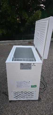 Danby Diplomat 7.0 Cu. Ft. Chest Freezer - Photo 2