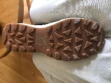 Women's winter boots size 9 - brand new - Photo 3