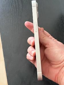 IPhone 13 en très bonne condition - Photo 4