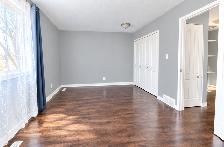 3-BEDROOM TOWNHOUSE   PRIVATE FENCED YARD – BANNERMAN - Photo 5