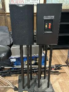 speakers