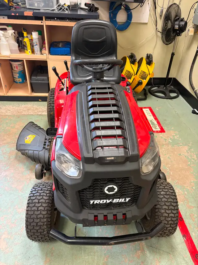 Troy-Bilt Lawn Tractor