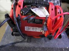 MotoMaster Booster Pack/Jump Starter, with Air Compressor, 900A - Photo 3