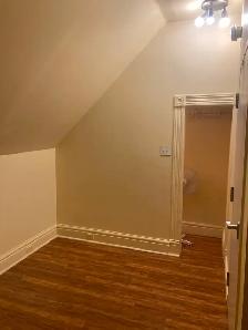 Great Room For Rent - Photo 8