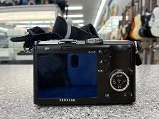 Samsung NX1000 Digital Camera - Photo 2