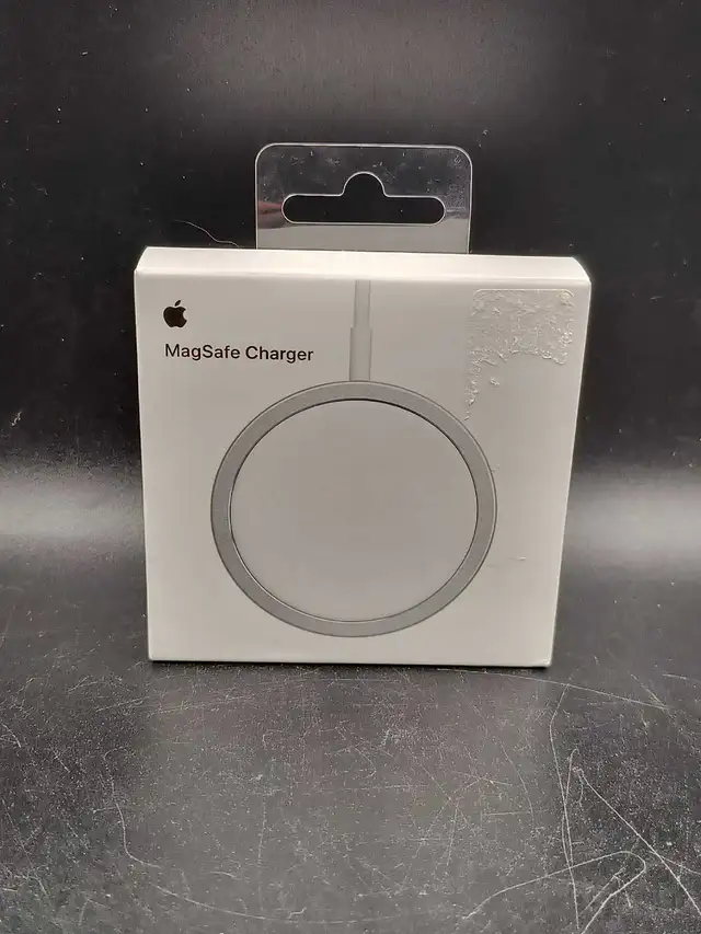 MAGSAFE CHARGER