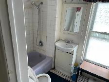 SIngle Room Rent in Down Town Kitchener - Photo 6