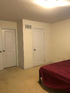Private room for rent in East Brampton - Photo 2