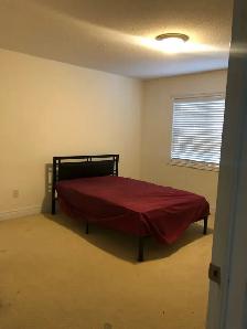 Private room for rent in East Brampton - Photo 3