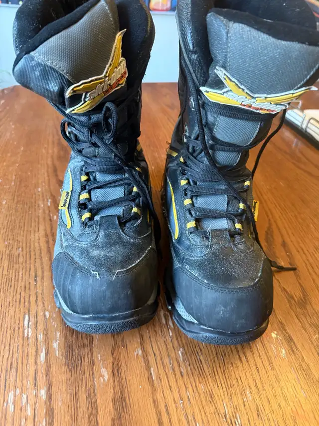 women’s ski-doo boots