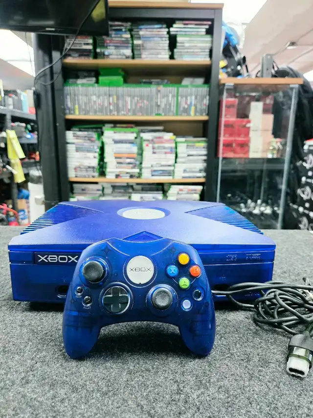 Microsoft Xbox Limited Edition Blue