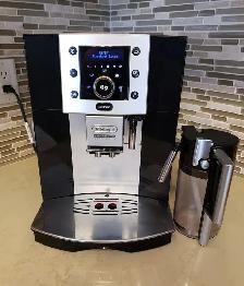 Delonghi Perfecta ESAM 5500 Fully Automatic Espresso Machine - Photo 2