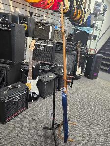 Squier Fretless P-Bass 4 String - Blue - Photo 8