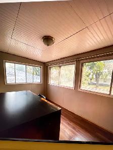 VERY NICE Close to U of C second floor and basement furnished be - Photo 6