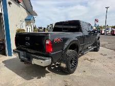 2012 Ford F250 Lariat 4x4 Diesel - Photo 2