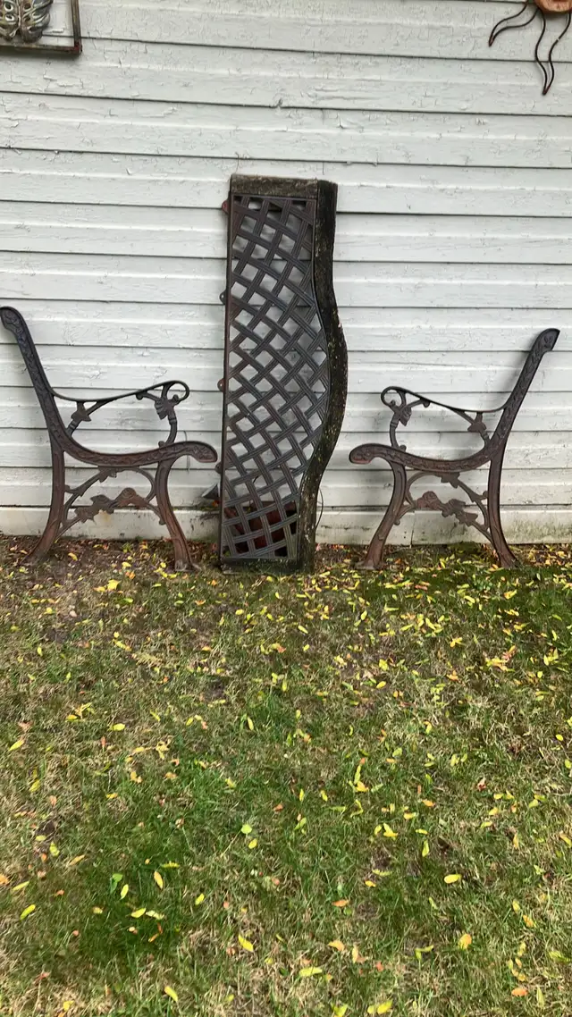 Garden Bench Cast Iron Ends