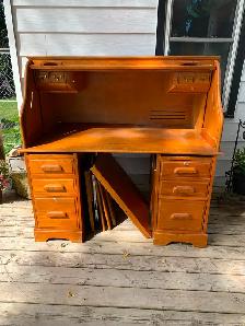 Roll Top Desk needs T.l.c - Photo 2