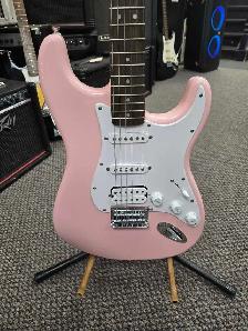 Squier Stratocaster by Fender - Pink