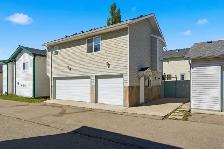 1 bedroom carriage suite Airdrie for rent rental private laundry