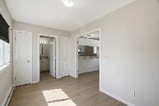 1 bedroom carriage suite Airdrie for rent rental private laundry - Photo 6