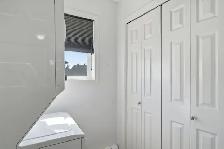 1 bedroom carriage suite Airdrie for rent rental private laundry - Photo 7