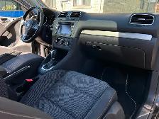 2011 VW Golf 2.5L – 127 000 km – 2 ensembles de pneus sur mags - Photo 7