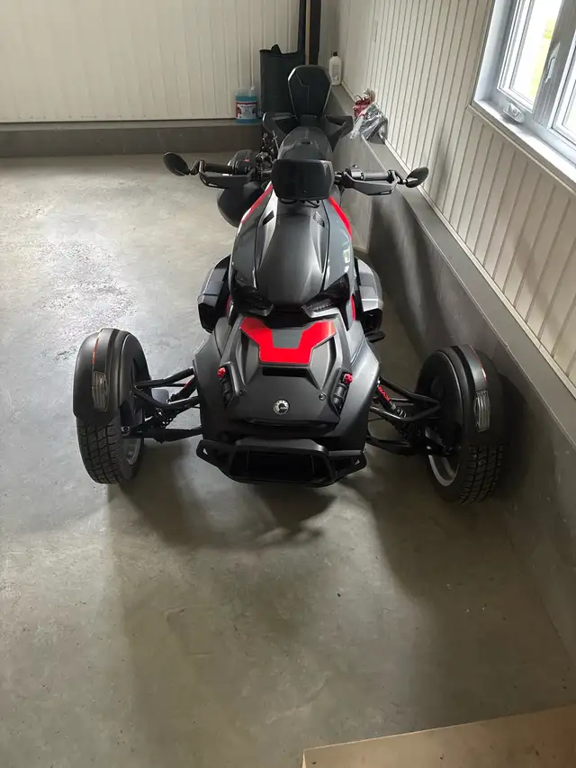CAN Am Ryker 2024 900 cc 2300 km