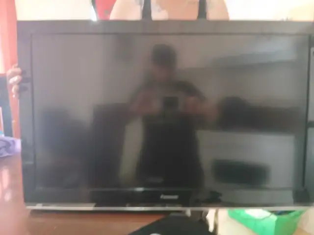 Panasonic TC-32LC54