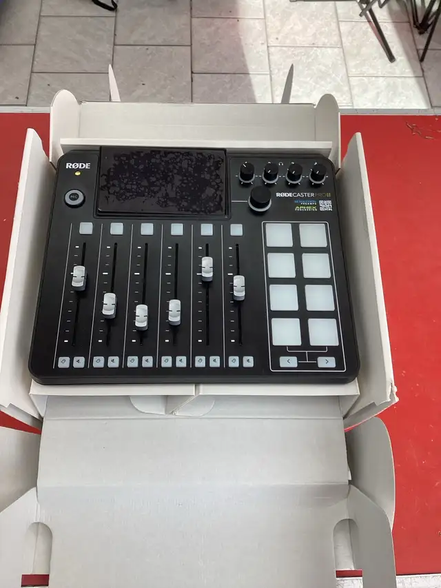 console de mixage Rode Casterpro2