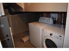 2 BR/1 BATH w/ Garage Legal Lower Suite for rent October 4 - Photo 6
