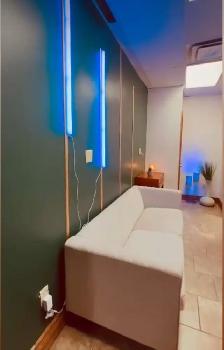 hiring female therapist - Photo 2