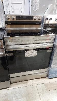 Samsung 30' Smart Freestanding Electric Range